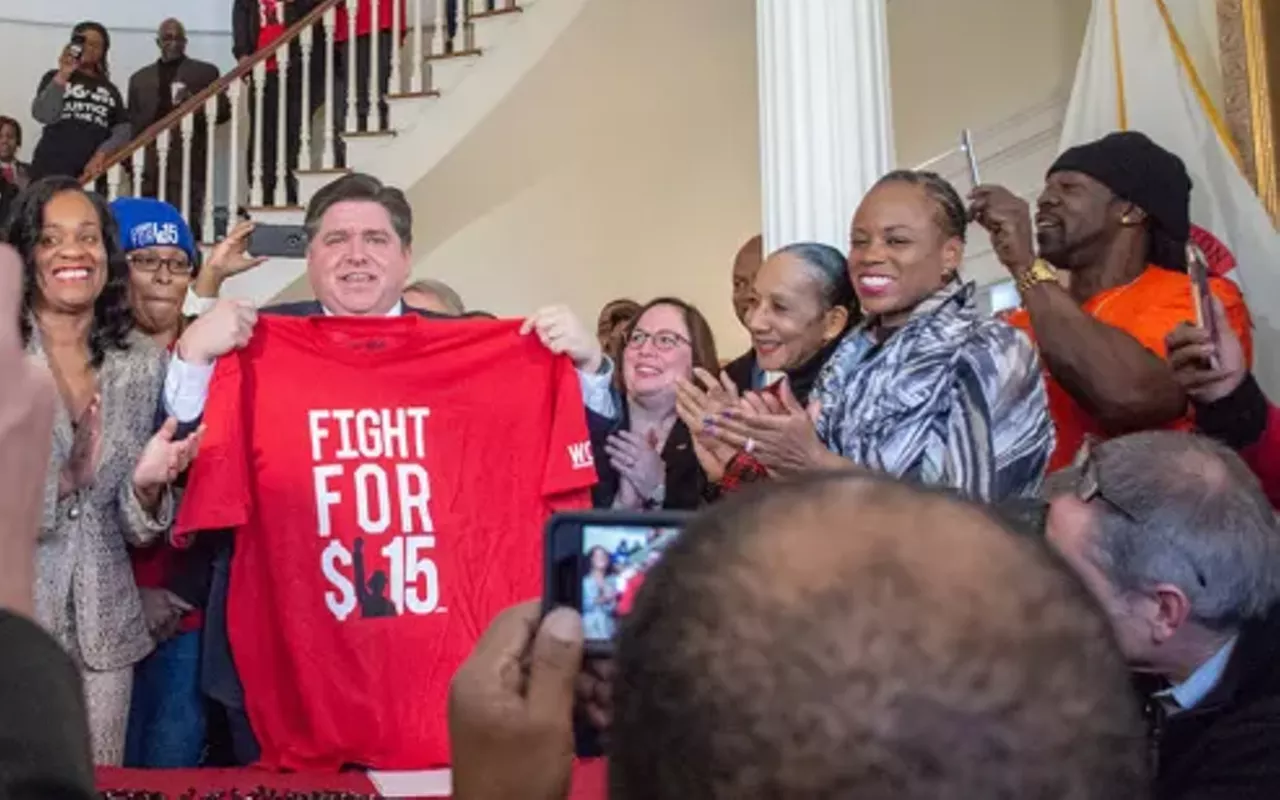 Image: Illinois' minimum wage increases to $15 an hour