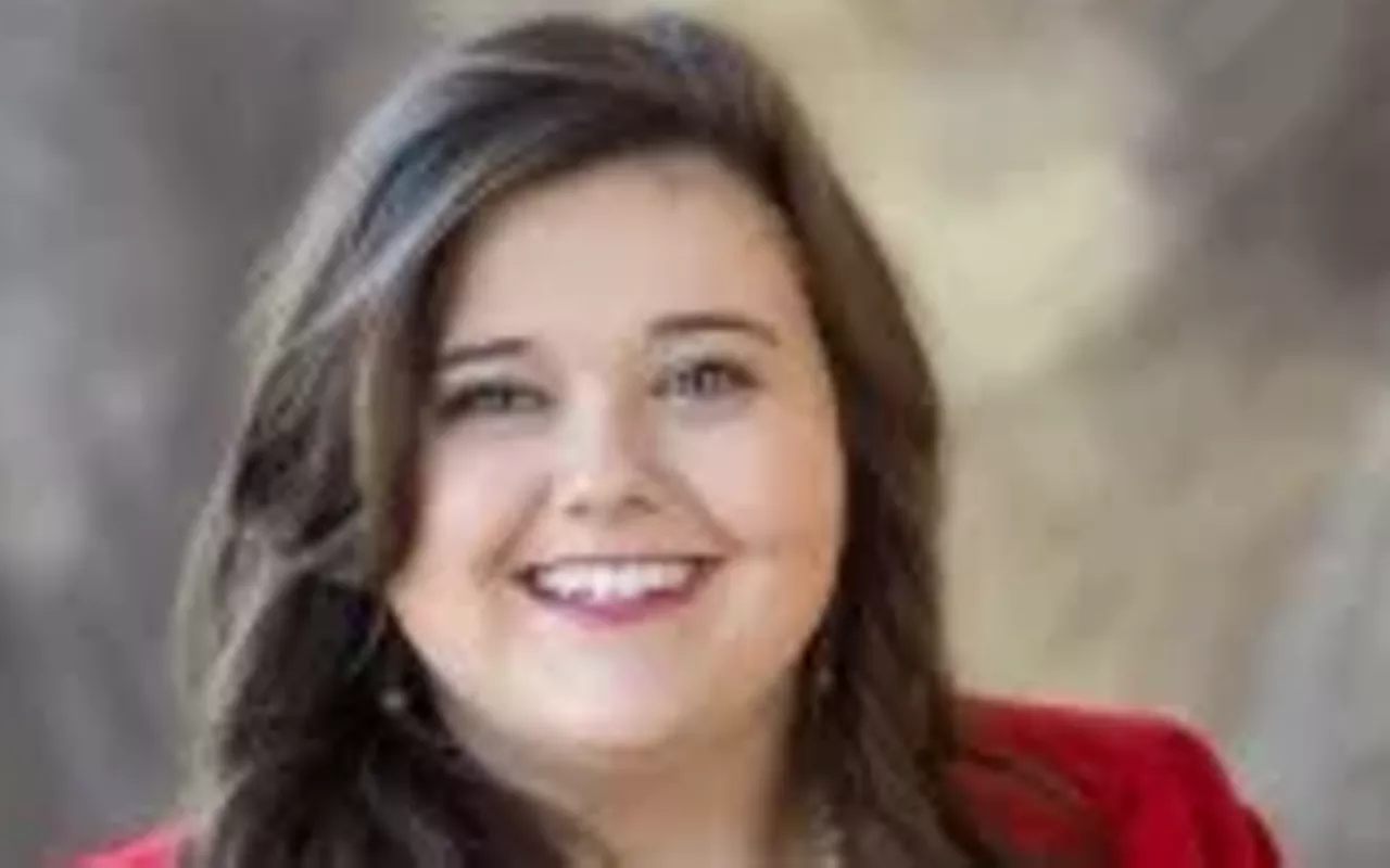 Image: Kayla Graven takes job with the state of Illinois