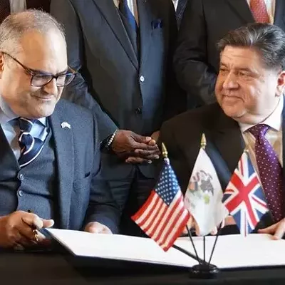 Image: Amid global tariff war, Pritzker vows to be ‘stable’ trading partner with United Kingdom