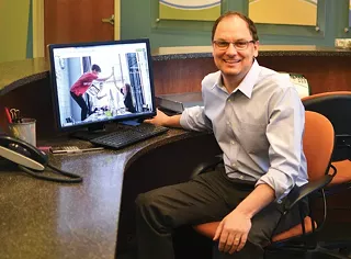 Image: No nine-to-&#146;fyv&#146; days for Josh Renken &#150; Local dentist readies online business management tool for rollout