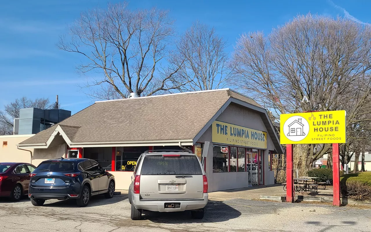Image: The Lumpia House opens on MacArthur Boulevard