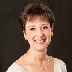 Amy Beadle named new sales manager at Springfield Convention & Visitors Bureau.