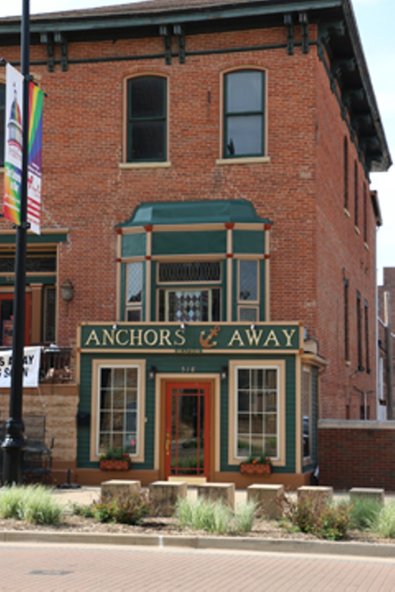 Anchors Away has closed, Comings & Goings